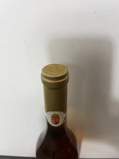 Chateau Megyer Tokaji Dry Szamorodni 1989 500ml